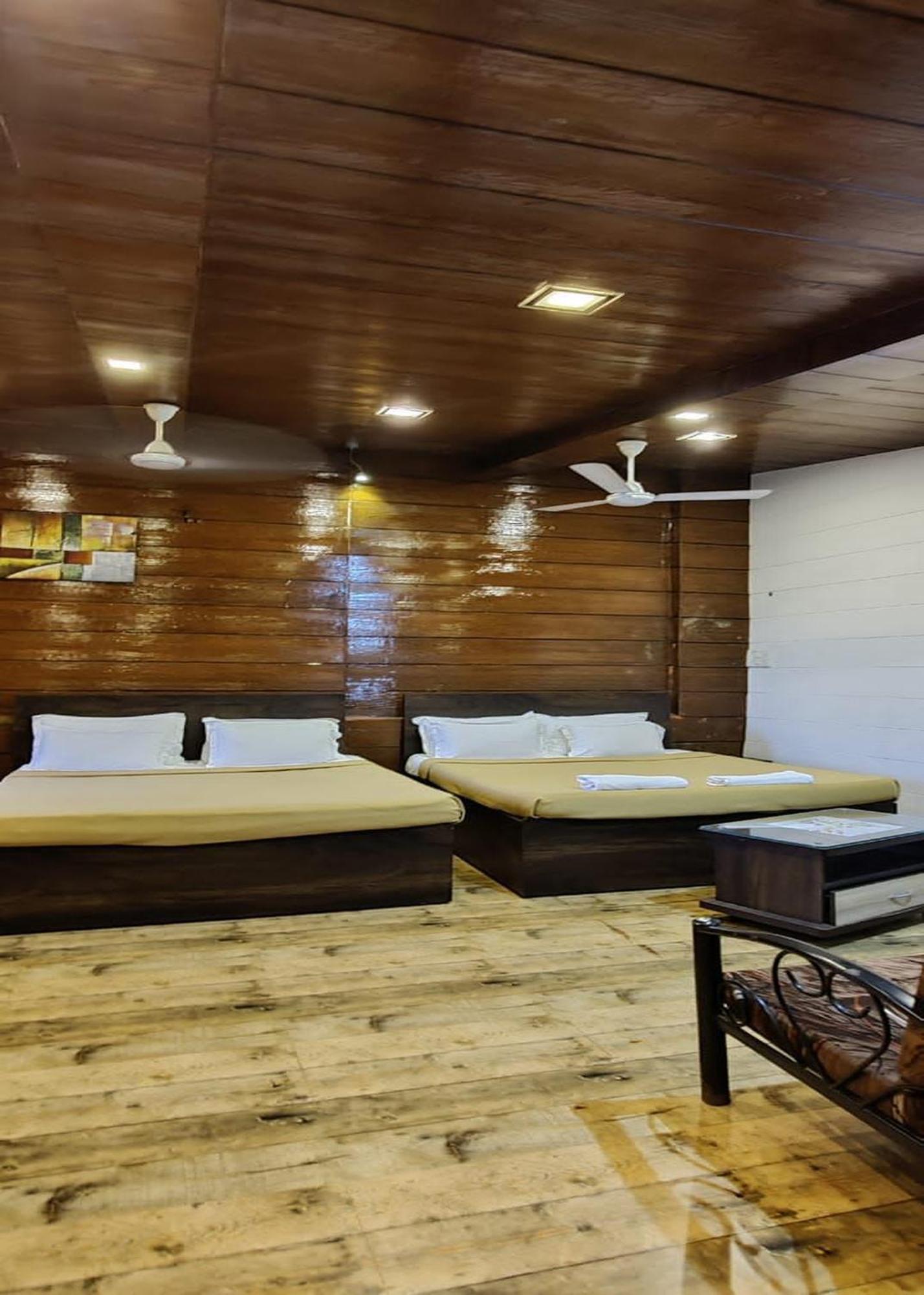 Turning Point Resort Kasara Exterior photo