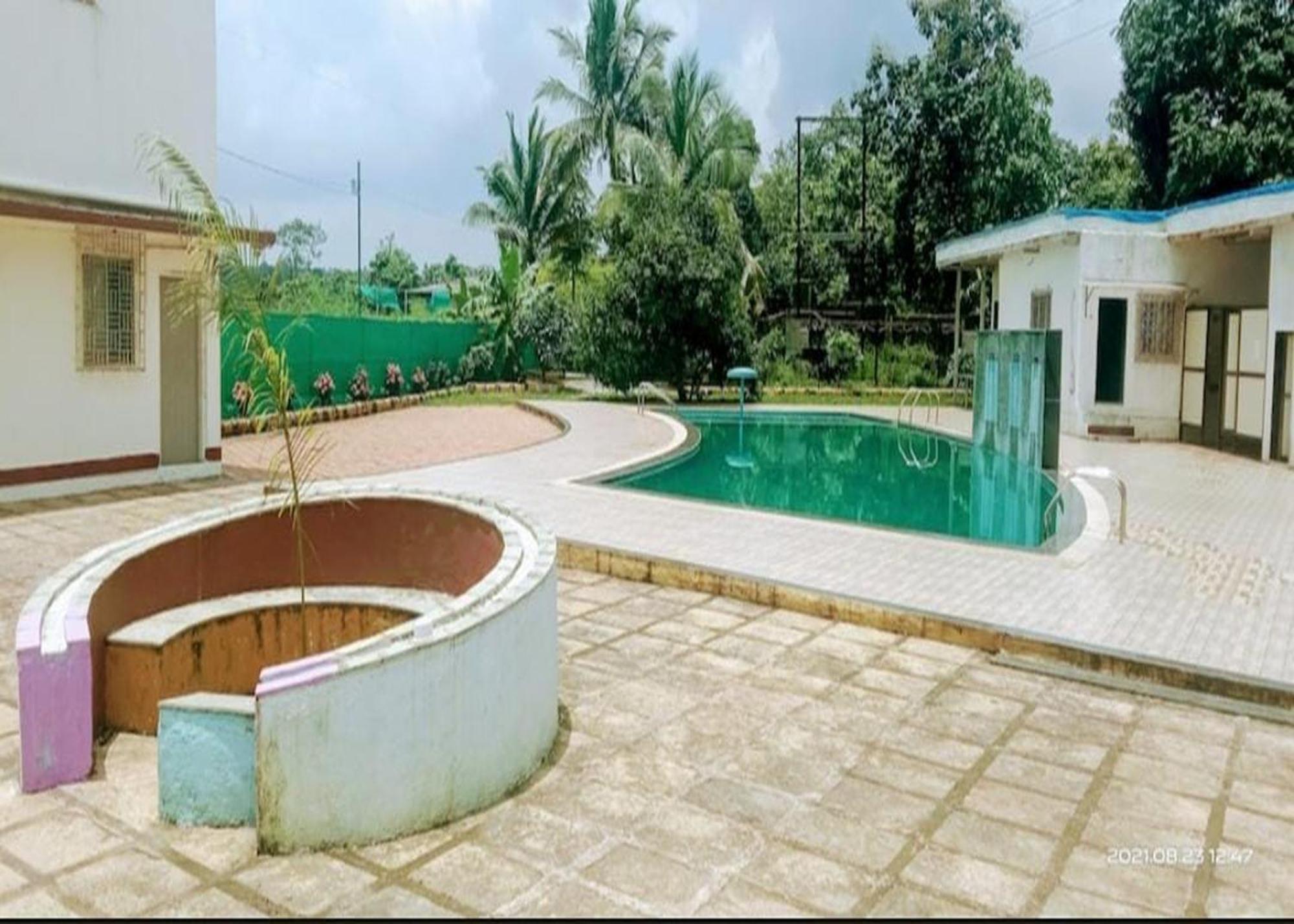 Turning Point Resort Kasara Exterior photo
